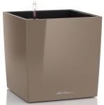 Duże szarobrązowe donice z nawadnianiem kwadratowe Lechuza Cube 50  taupe