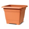 kwadratowa-plastikowa-doniczka-ogrodowa-scheurich-nora-terakota.jpg